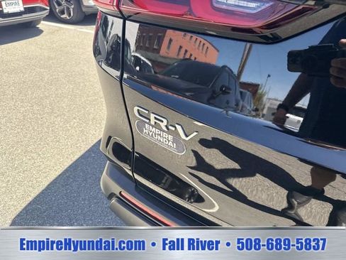 Used 2025 Honda CR-V EX image 5