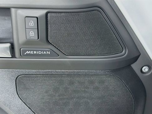 New 2026 Land Rover Defender 110 S AWD/4WD image 19
