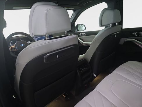 New 2026 BMW X5 sDrive40i w/ M Sport Package image 11