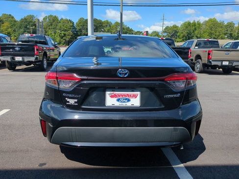 Used 2020 Toyota Corolla LE FWD image 8