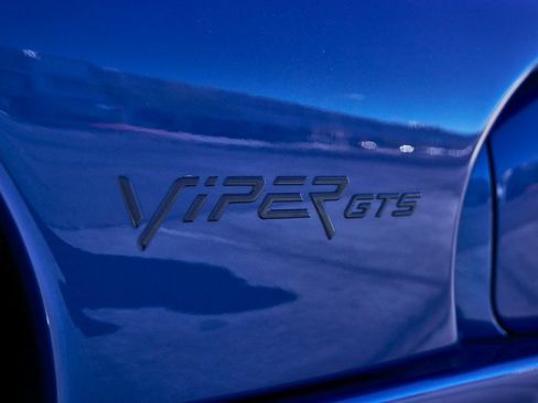 Used 1996 Dodge Viper GTS RWD image 13