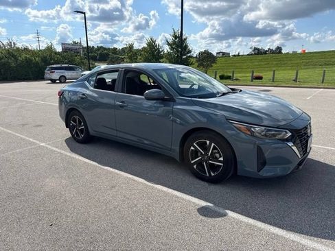 Certified 2025 Nissan Sentra SV w/ All-Weather Package FWD image 4