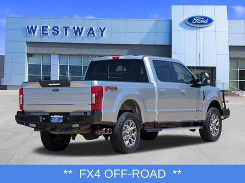 Used 2021 Ford F250 Lariat w/ Lariat Value Package AWD/4WD image 3
