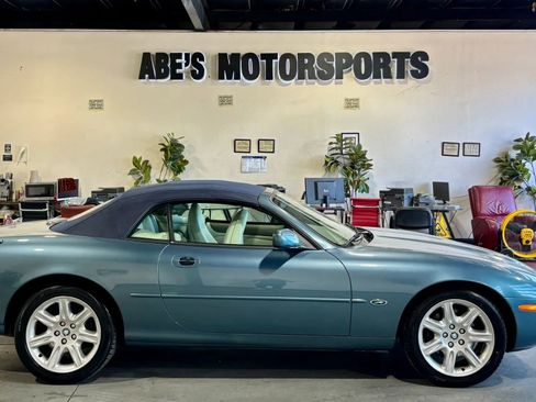 Used 2000 Jaguar XK8 Convertible RWD image 4