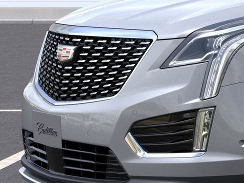 New 2026 Cadillac XT5 Premium Luxury w/ Driver Assist Package AWD/4WD image 13