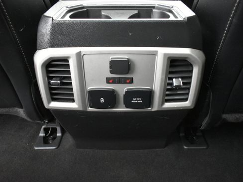 Used 2019 Ford F150 Lariat w/ Equipment Group 502A Luxury image 40