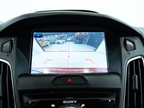 Used 2016 Ford Focus RS image 35