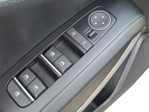 Certified 2024 Kia Soul S image 17