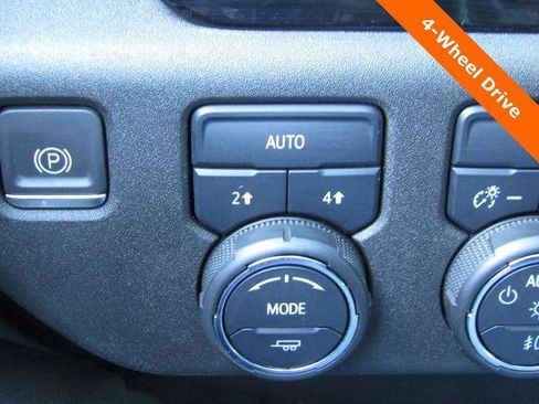 Used 2023 Chevrolet Silverado 1500 RST AWD/4WD image 7