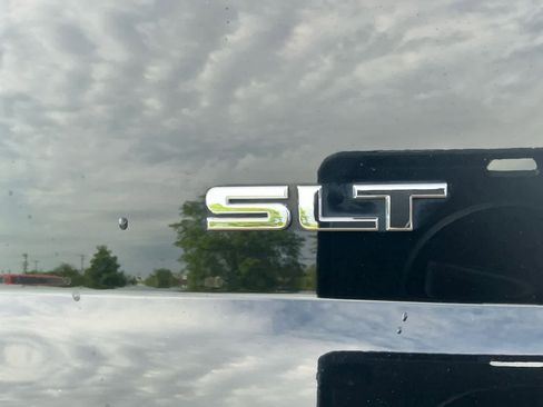 Used 2019 GMC Yukon XL SLT AWD/4WD image 18