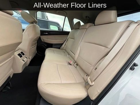 Used 2018 Subaru Outback 2.5i Limited image 14