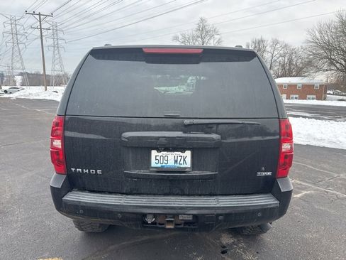 Used 2007 Chevrolet Tahoe LTZ w/ LTZ Preferred Equipment Group image 4