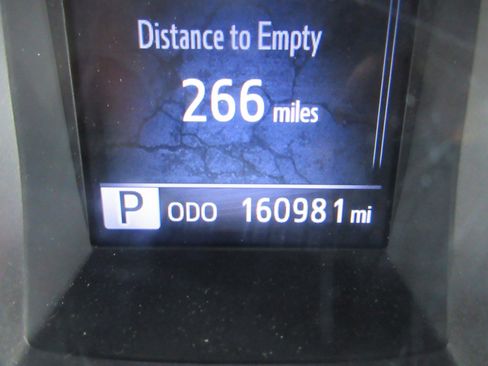 Used 2017 Toyota Tacoma Limited AWD/4WD image 35