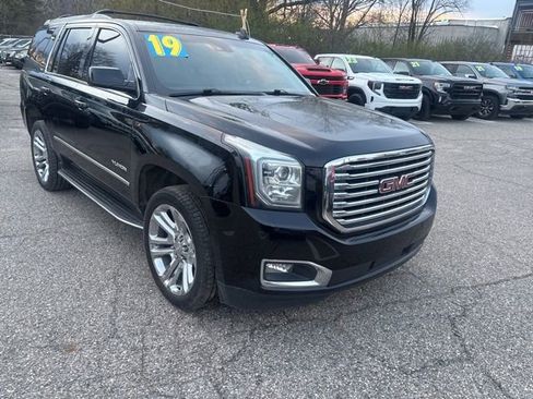 Used 2019 GMC Yukon SLT w/ Premium Edition AWD/4WD image 1