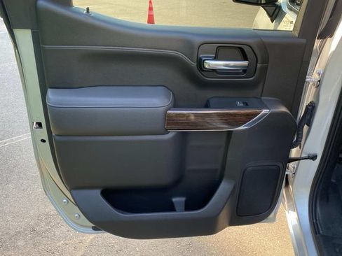 Used 2021 GMC Sierra 1500 Elevation AWD/4WD image 10