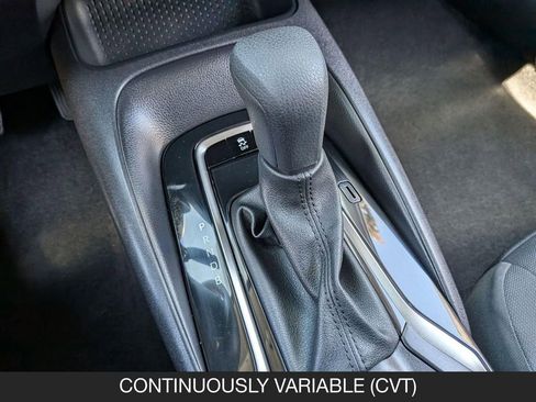 Used 2025 Toyota Corolla LE FWD image 16