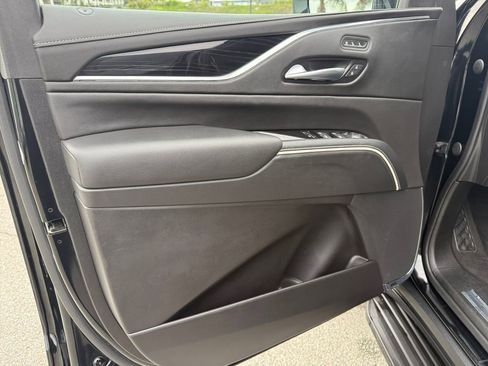 Used 2023 Cadillac Escalade Sport image 12