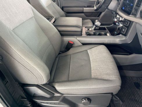 Used 2023 Ford F150 Lightning XLT image 30