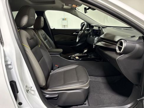Certified 2026 Chevrolet Trax ACTIV w/ Sunroof Package FWD image 22