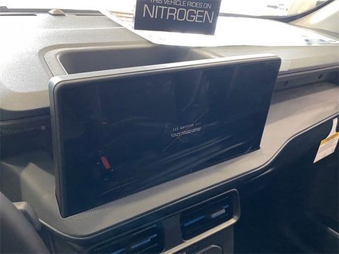 New 2025 Ford Maverick Lobo image 44