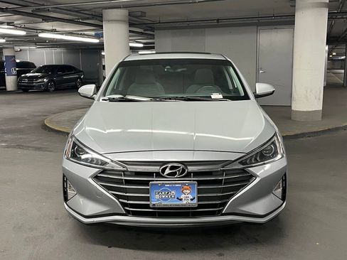 Used 2020 Hyundai Elantra Value Edition w/ Winter Weather Package FWD image 28