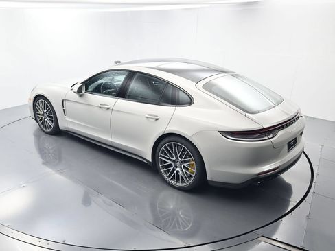 Certified 2023 Porsche Panamera Turbo S AWD/4WD image 37
