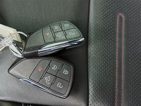 Used 2024 GMC Sierra 2500 AT4X image 37