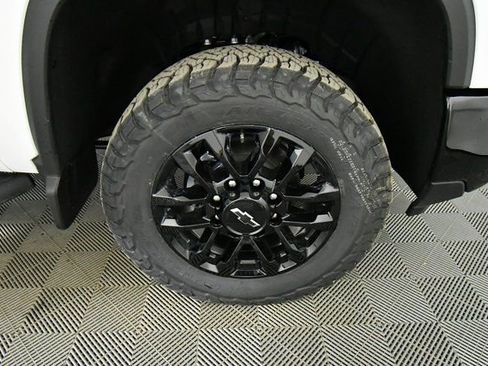 New 2026 Chevrolet Silverado 2500 LTZ w/ LTZ Plus Package AWD/4WD image 17