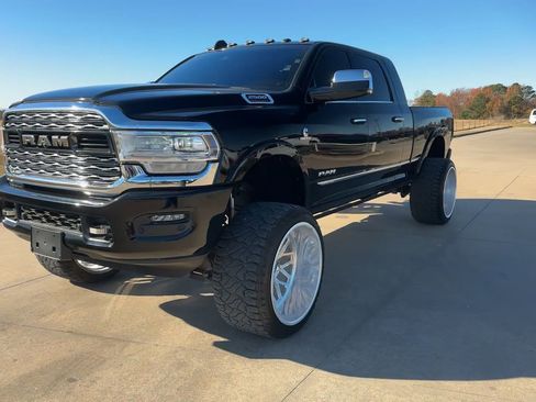 Used 2022 RAM 2500 Limited image 5