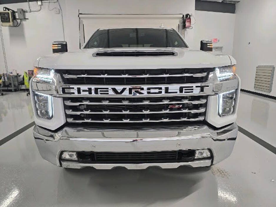 Used 2022 Chevrolet Silverado 2500 LTZ w/ LTZ Plus Package AWD/4WD image 4