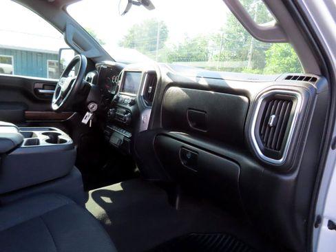 Used 2021 Chevrolet Silverado 3500 LT image 46