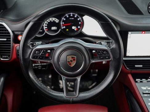 Used 2021 Porsche Cayenne S image 27