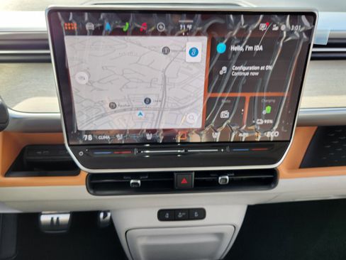 New 2025 Volkswagen ID. Buzz Pro S Plus image 25