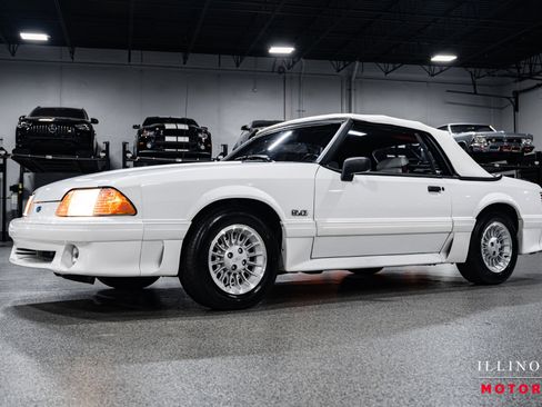 Used 1990 Ford Mustang GT image 33
