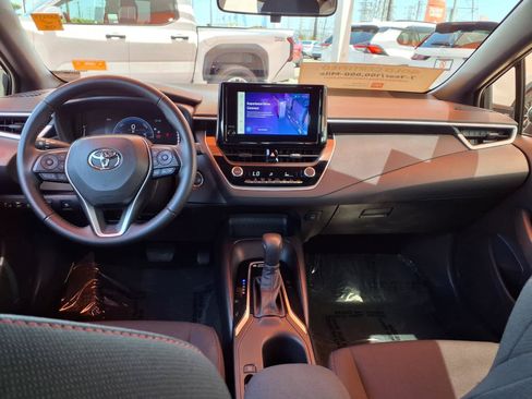 Used 2026 Toyota Corolla SE FWD image 13