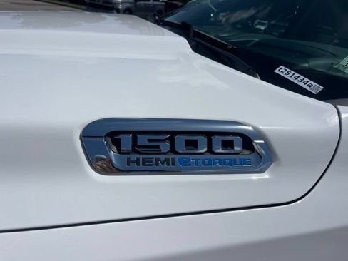 Used 2024 RAM 1500 Limited AWD/4WD image 3