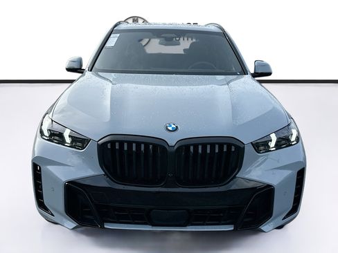 New 2026 BMW X5 xDrive40i w/ M Sport Package image 2