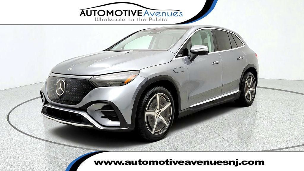 Used 2023 Mercedes-Benz EQE 500 4MATIC SUV w/ Pinnacle Trim Package image 1