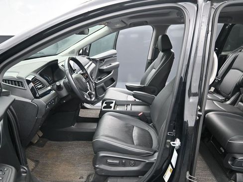 Used 2024 Honda Odyssey Elite image 17