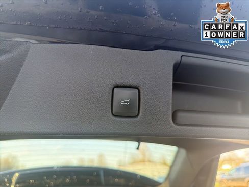 Used 2022 Ford Escape SE w/ SE Sport Appearance Package AWD/4WD image 10