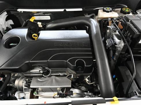 Used 2024 GMC Terrain Denali w/ Denali Premium Package image 32