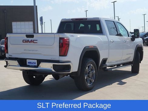 Used 2025 GMC Sierra 2500 SLT w/ SLT Convenience Package image 4