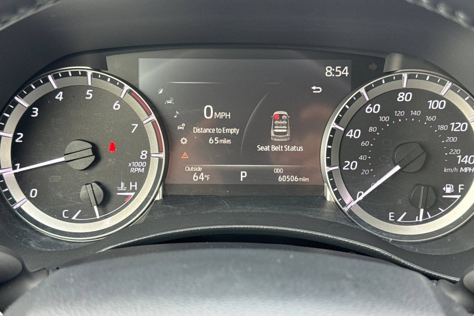 Used 2023 Toyota Highlander LE AWD/4WD image 32