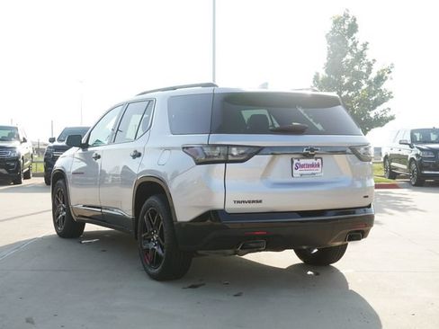 Used 2021 Chevrolet Traverse Premier w/ Redline Edition AWD/4WD image 7