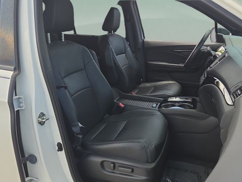 Used 2019 Honda Passport Touring image 17