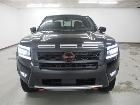 New 2026 Nissan Frontier SV w/ SV Convenience Package image 3