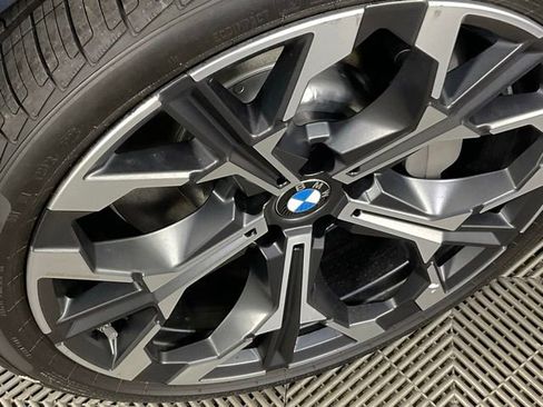 Certified 2025 BMW 330i xDrive Sedan w/ Premium Package AWD/4WD image 46