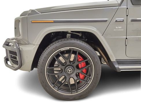 Used 2021 Mercedes-Benz G 63 AMG 4MATIC w/ G Manufaktur Interior Package image 13