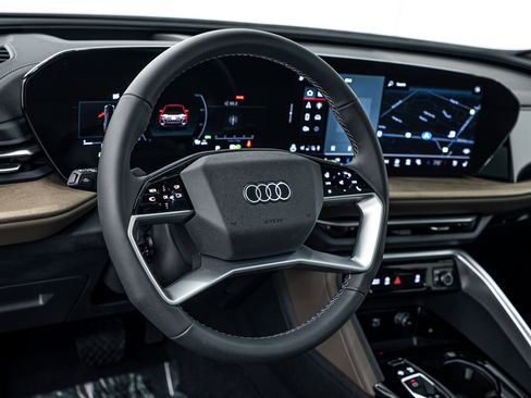 New 2025 Audi Q5 Premium Plus image 10