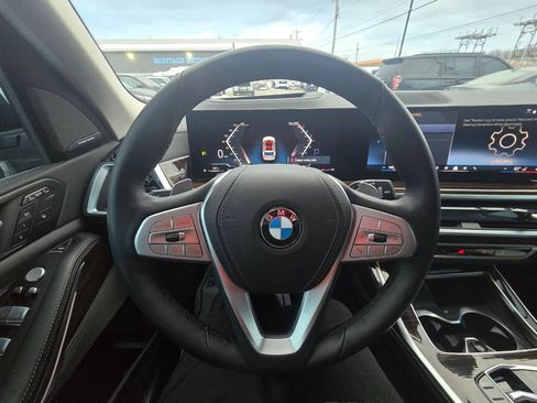 Used 2026 BMW X7 xDrive40i image 7